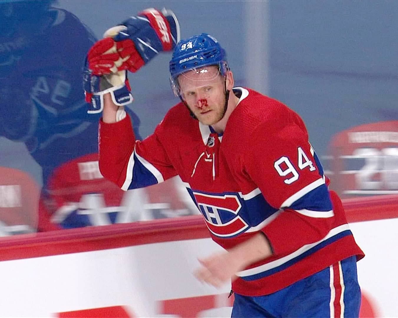 Corey Perry a été coupé au visage par le bâton de Jonathan Marchessault lors du troisième duel de la série entre le CH et les Golden Knights. Le joueur de Vegas n’a pas été puni, au grand dam de Perry.