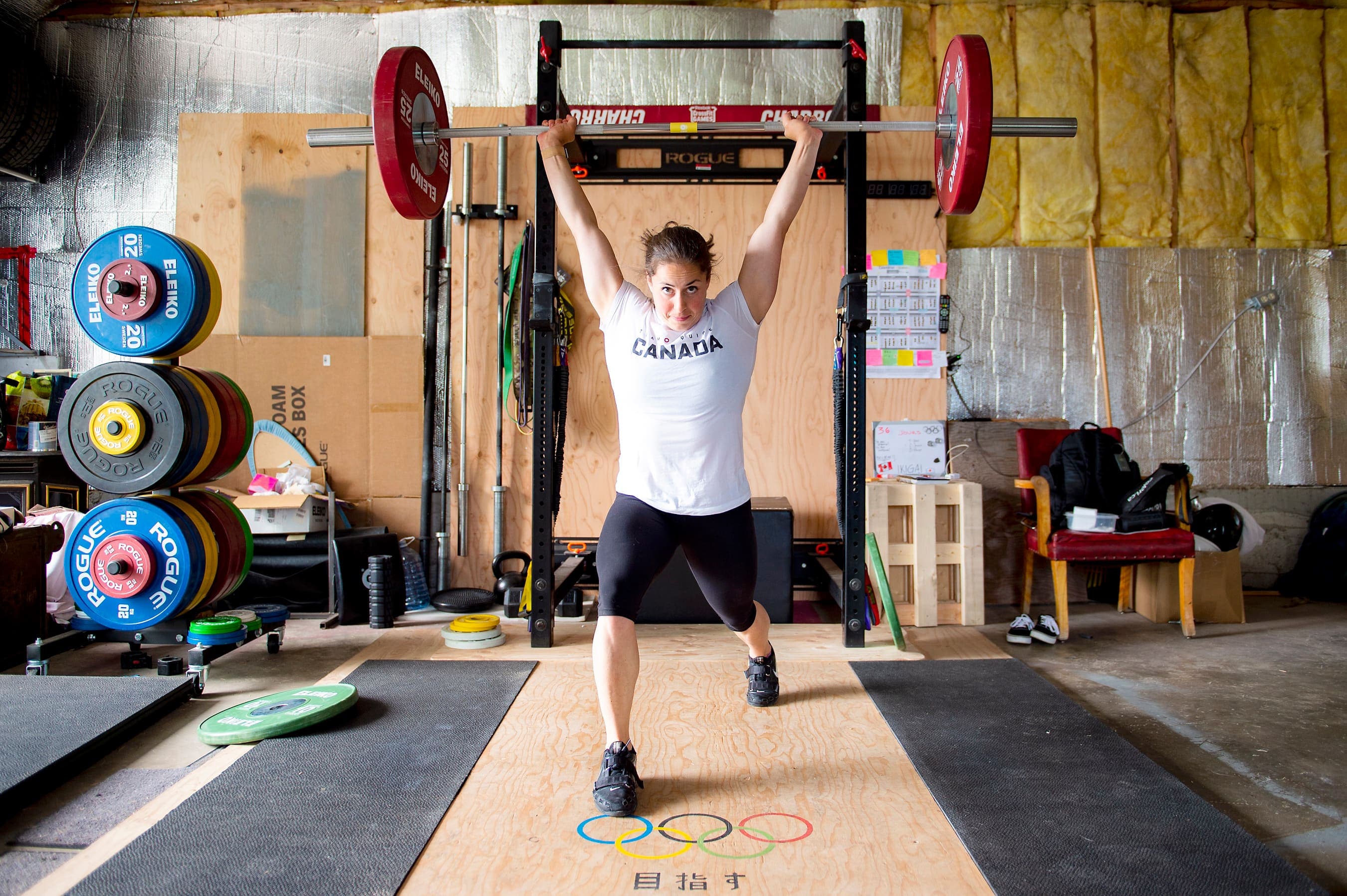 Maude Charron dans son local d’entraînement à Rimouski, en juin dernier.