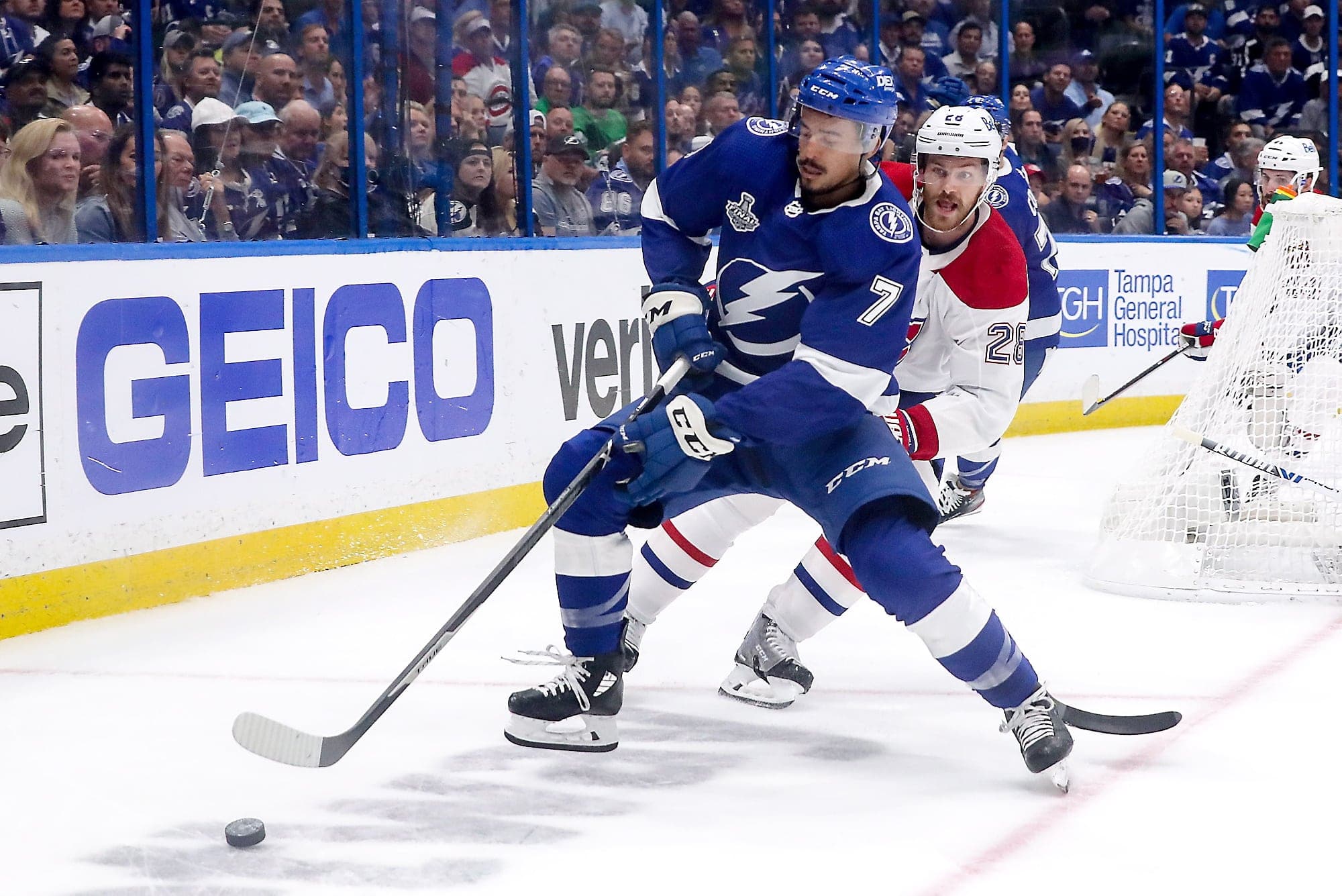 Mathieu Joseph aimerait bien partager le triomphe de la coupe Stanley avec ses proches dès lundi soir au Centre Bell.