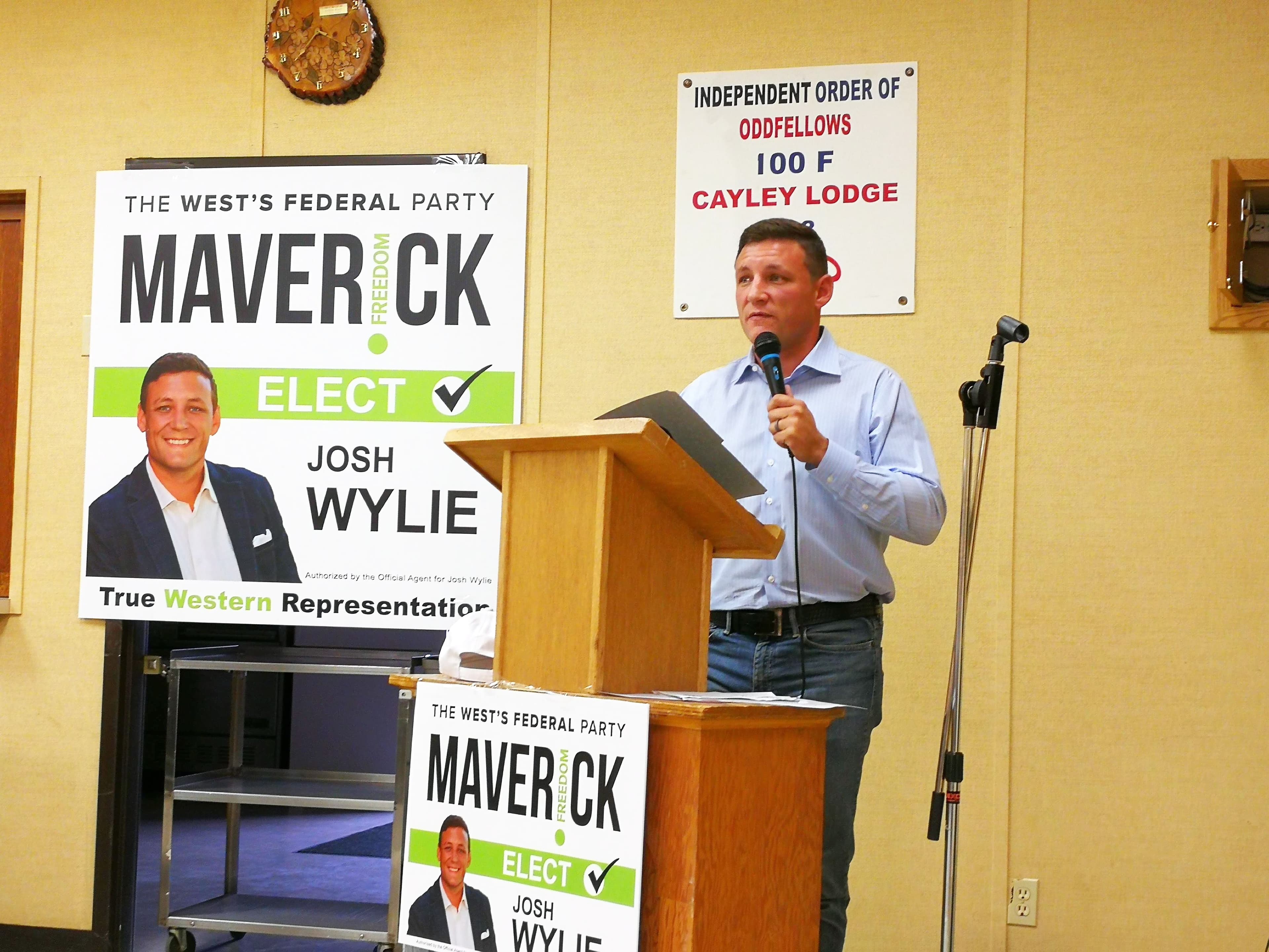 Candidat dans la circonscription de Foothills, dans le sud-ouest de l’Alberta, Josh Wylie (en mortaise) souhaite devenir un des premiers élus de la formation souverainiste de l’Ouest canadien.