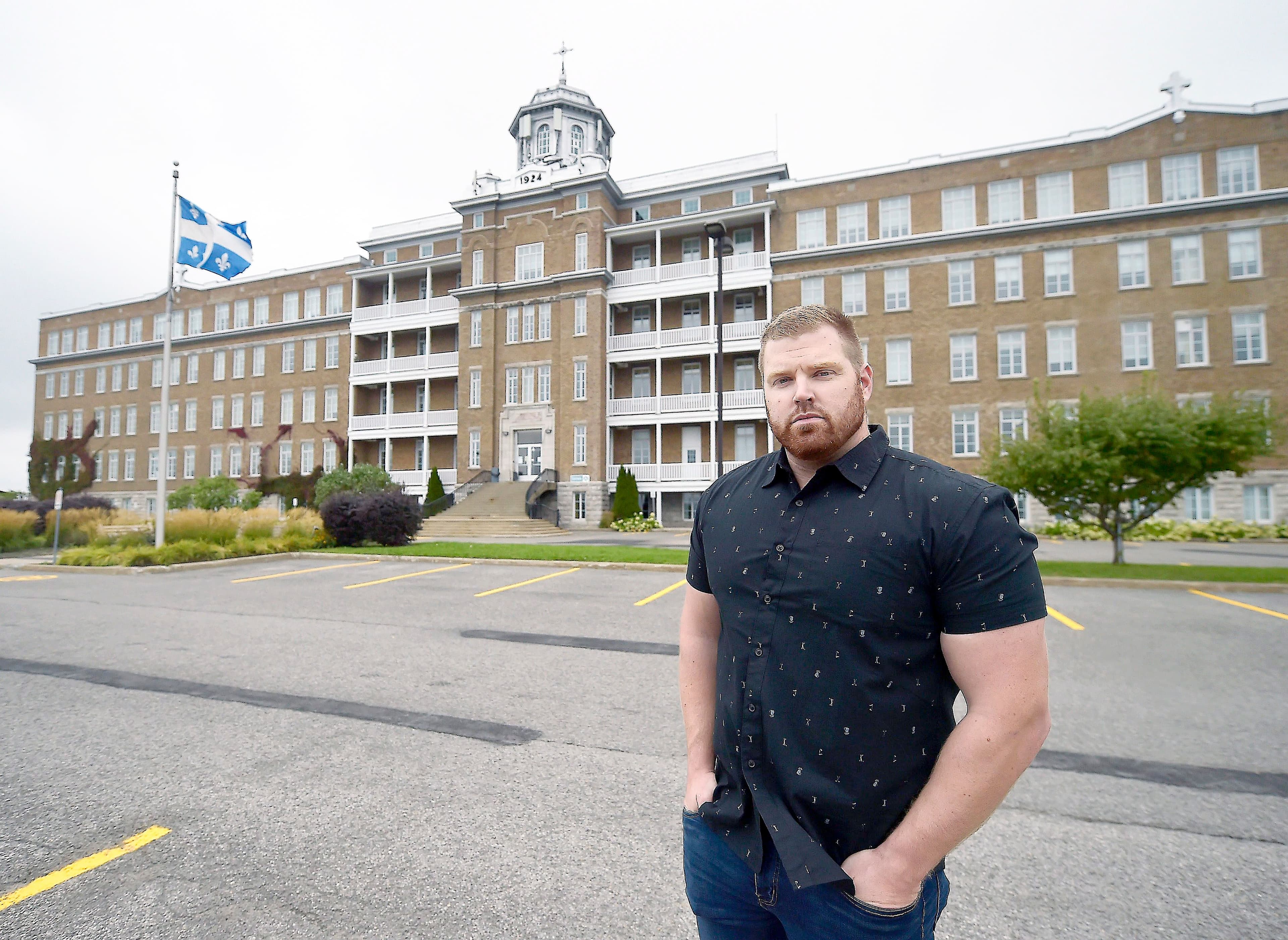 L’éducateur spécialisé de Québec Maxime Vézina en a assez que les services sociaux passent au second plan.