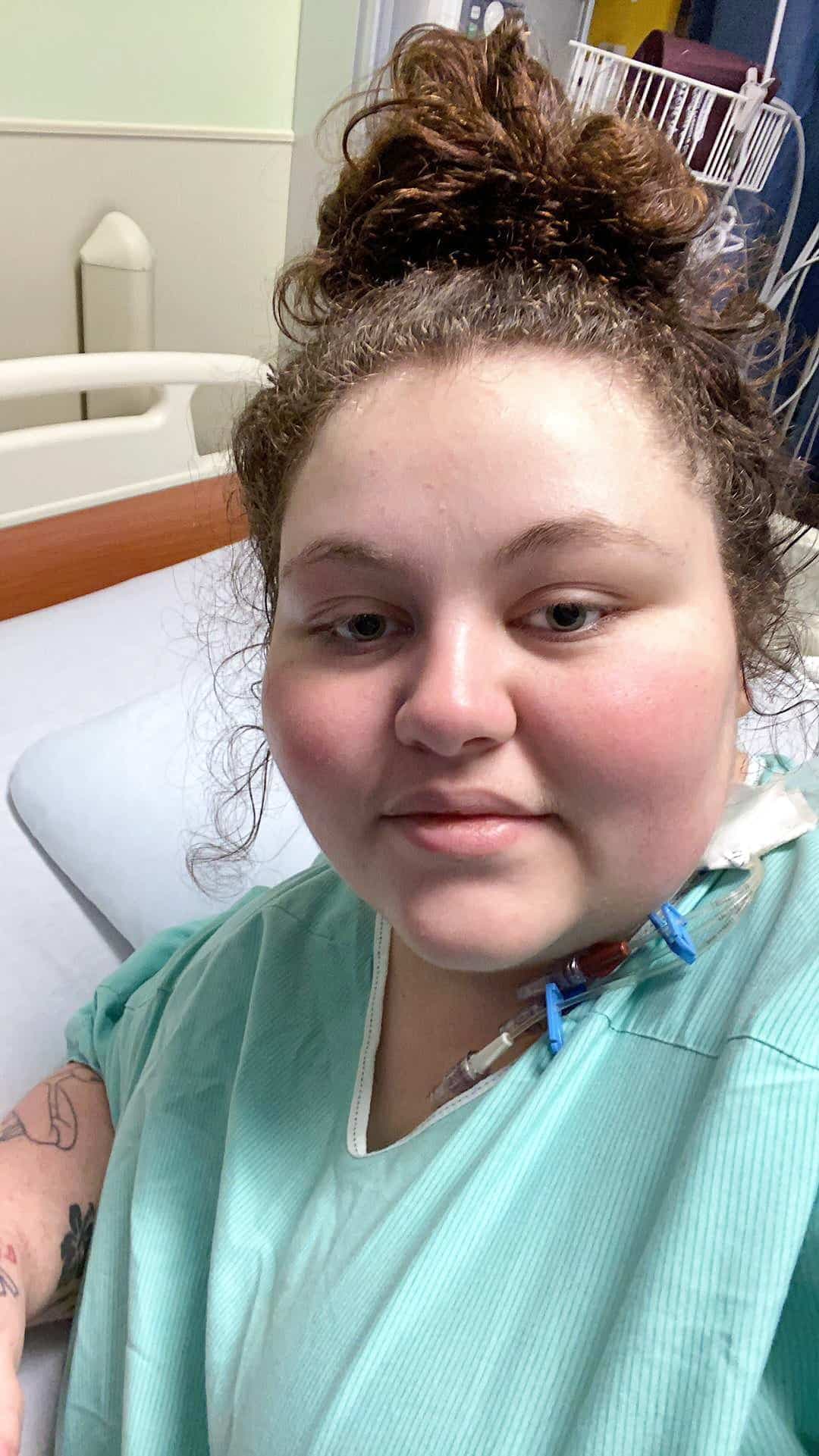 Mélodie Trépanier Léger a pris le temps de faire un égoportrait dans sa chambre d’hôpital jeudi.