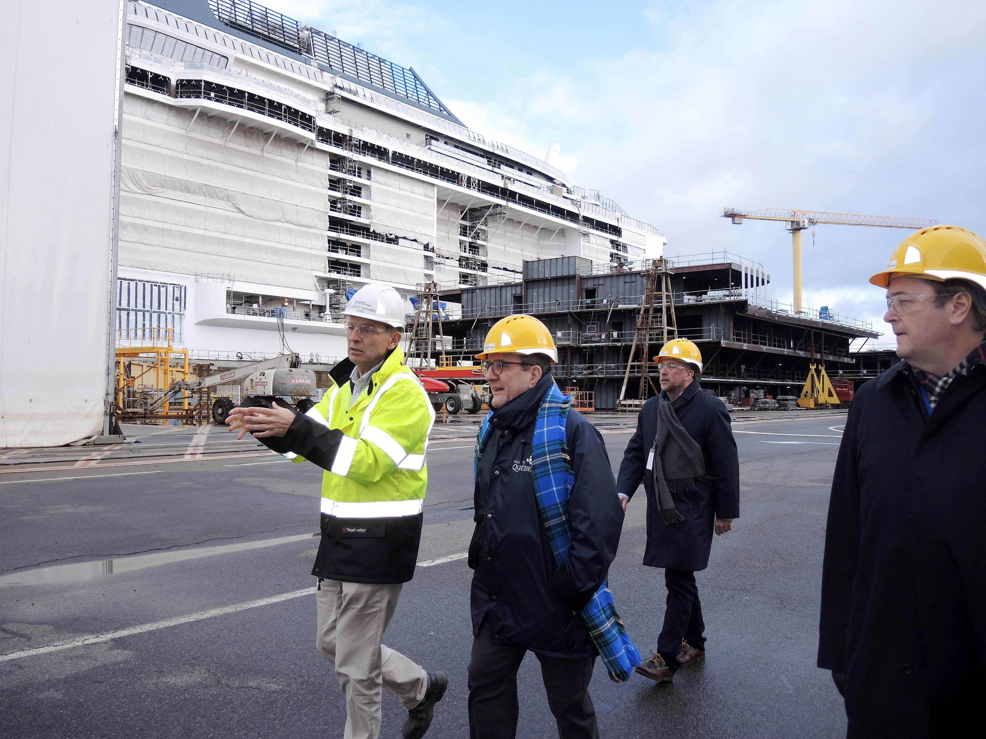 En novembre 2018, Régis Labeaume s’était rendu au réputé chantier naval de Saint-Nazaire, lors d’une mission économique, en France. Le PDG du chantier, Laurent Castaing, avait fait offert une visite au maire de Québec.