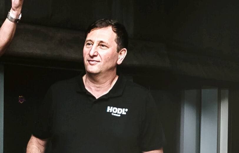 À la mi-octobre, le chef de la direction de Celsius Network, Alex Mashinsky, a indiqué que son partenariat avec WestCap et la CDPQ allait lui permettre de poursuivre sa mission.