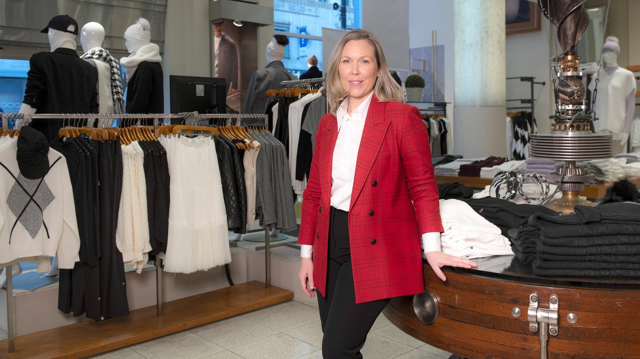 Lili Fortin, présidente de Tristan, anticipe des hausses de prix sur ses vêtements au printemps prochain et prévoit que la situation sera « encore pire à l’automne ».
