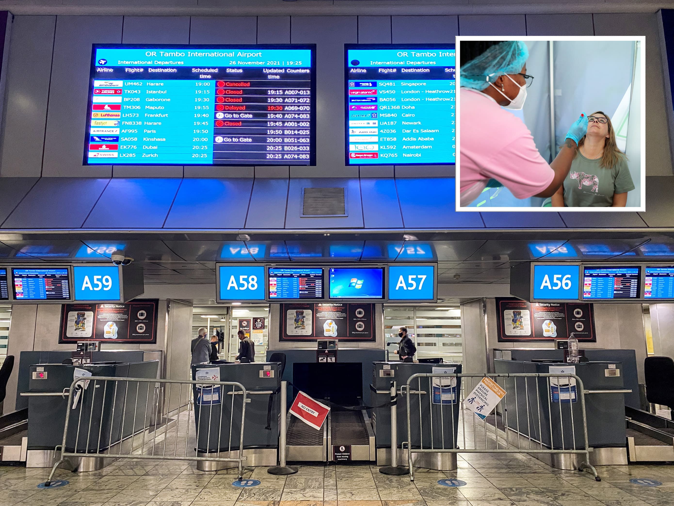 Des voyageurs qui voulaient se rendre à Londres se sont butés à des comptoirs fermés à l’aéroport international O.R. Tambo à Johannesburg en Afrique du Sud. En mortaise, une voyageuse qui se fait tester au même aéroport avant de prendre son vol.
