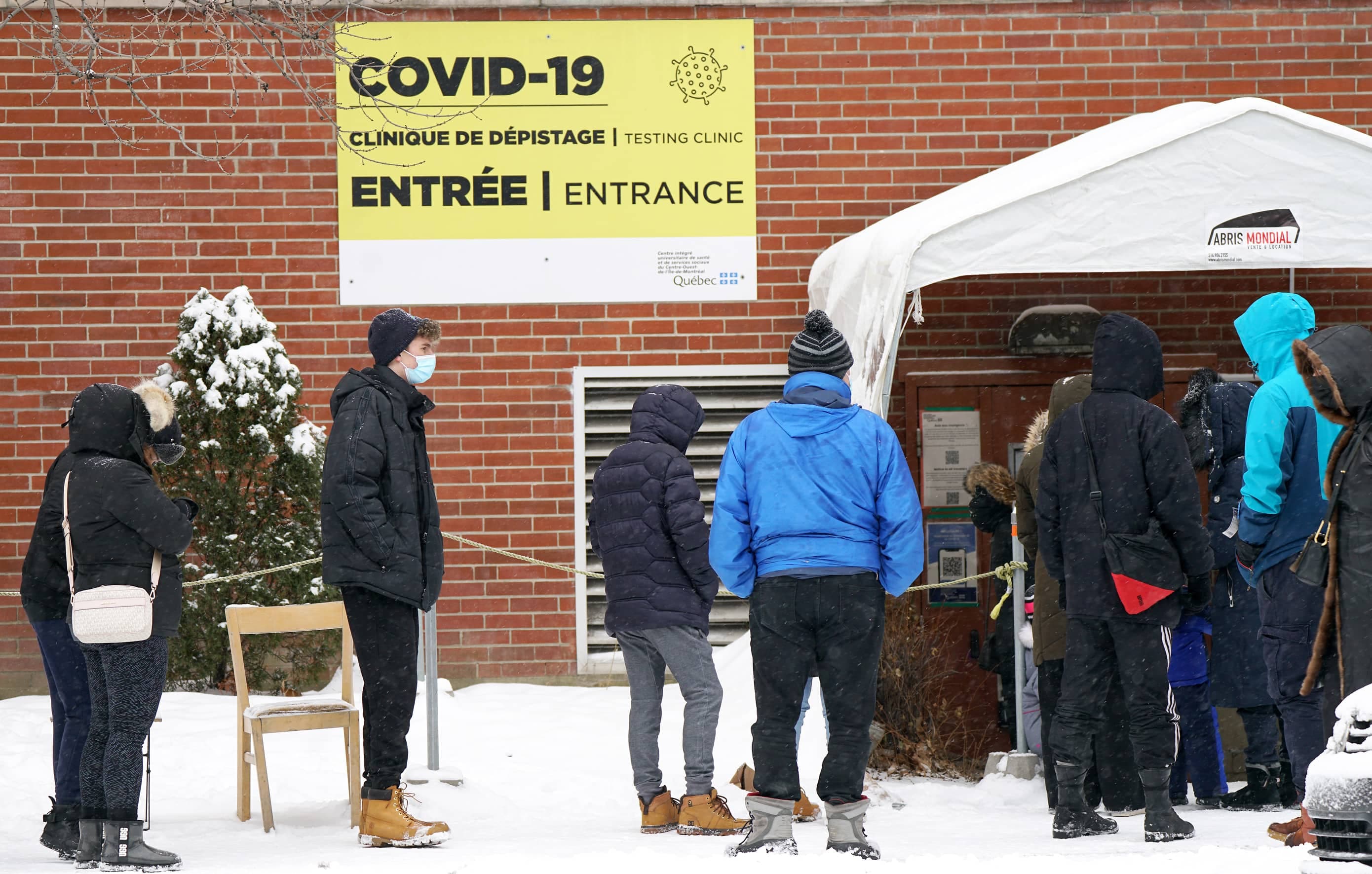 Ça chauffait aussi pas mal dimanche au CLSC de Parc-Extension.