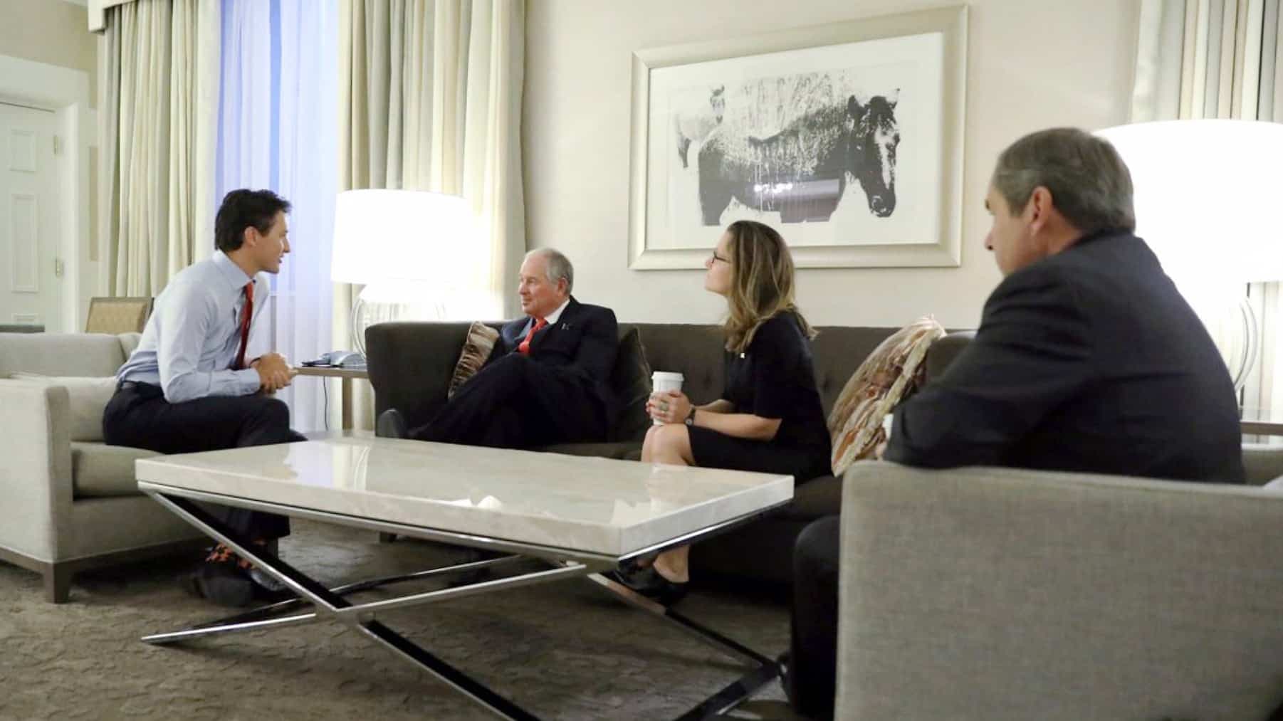 À Calgary, en 2017, le premier ministre Justin Trudeau avait rencontré le grand patron Stephen Schwarzman qui le conseillait sur la renégociation de l’ALENA.