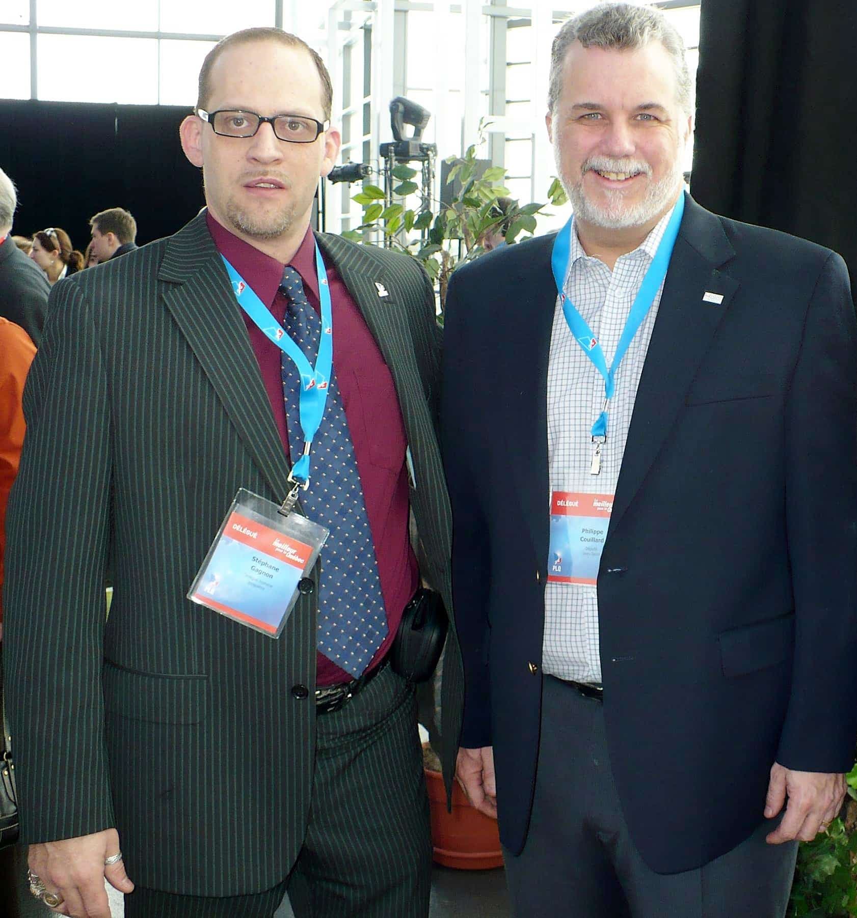 Gagnon a déjà milité pour le Parti libéral du Québec, ce qui lui a permis de se faire photographier avec l’ex-premier ministre Philippe Couillard en 2008.