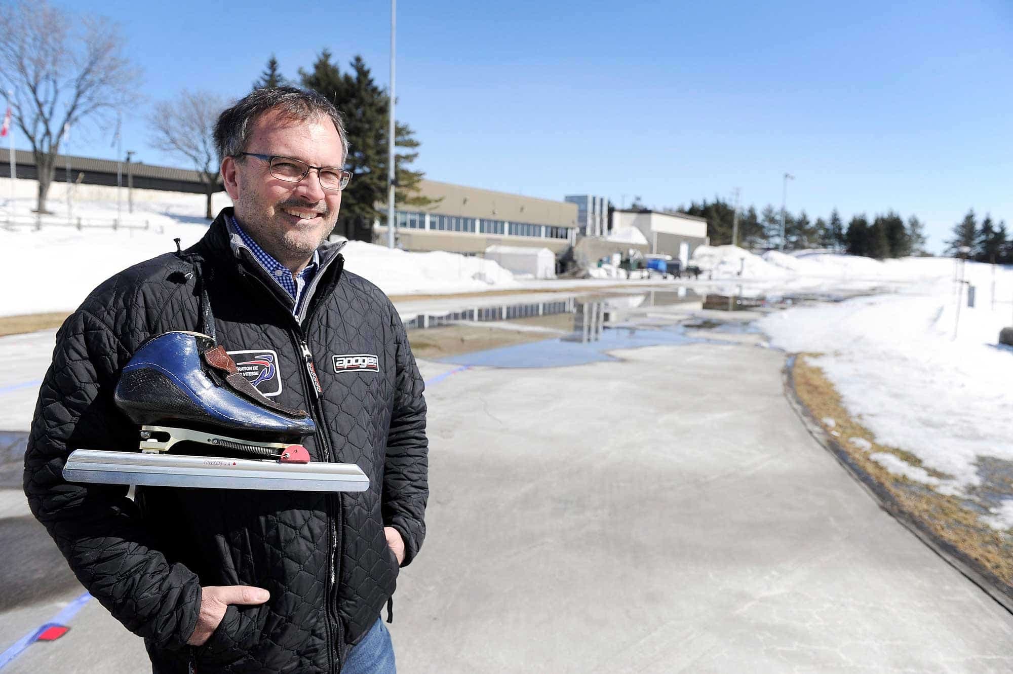 L’Union internationale de patinage a accepté la demande du comité organisateur de repousser de trois semaines la présentation du championnat mondial. En photo, le directeur général de la Fédération de patinage de vitesse du Québec, Robert Dubreuil.