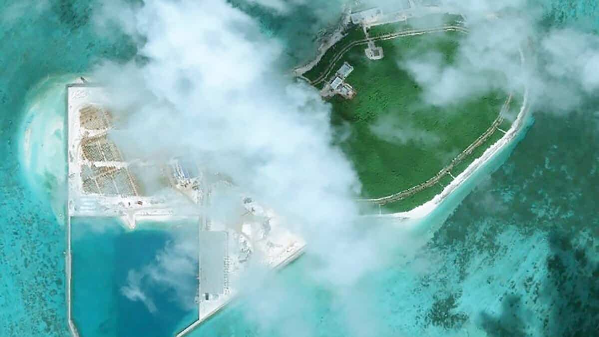 Une île fortifiée des îles Paracels, en 2017.