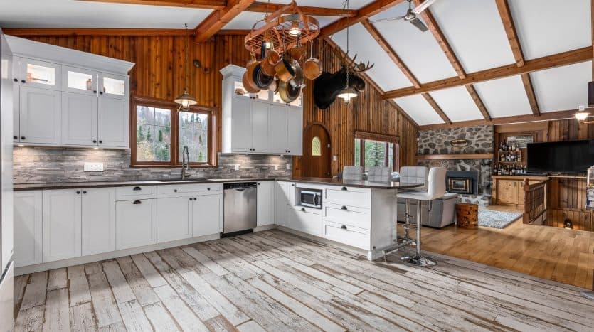 Courtoisie Remax Équipe P-O Vear