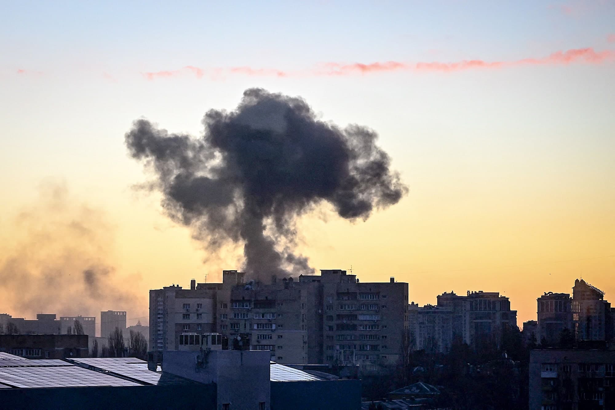 Une des puissantes explosions à Kyïv hier causée par les bombes de l’armée russe.