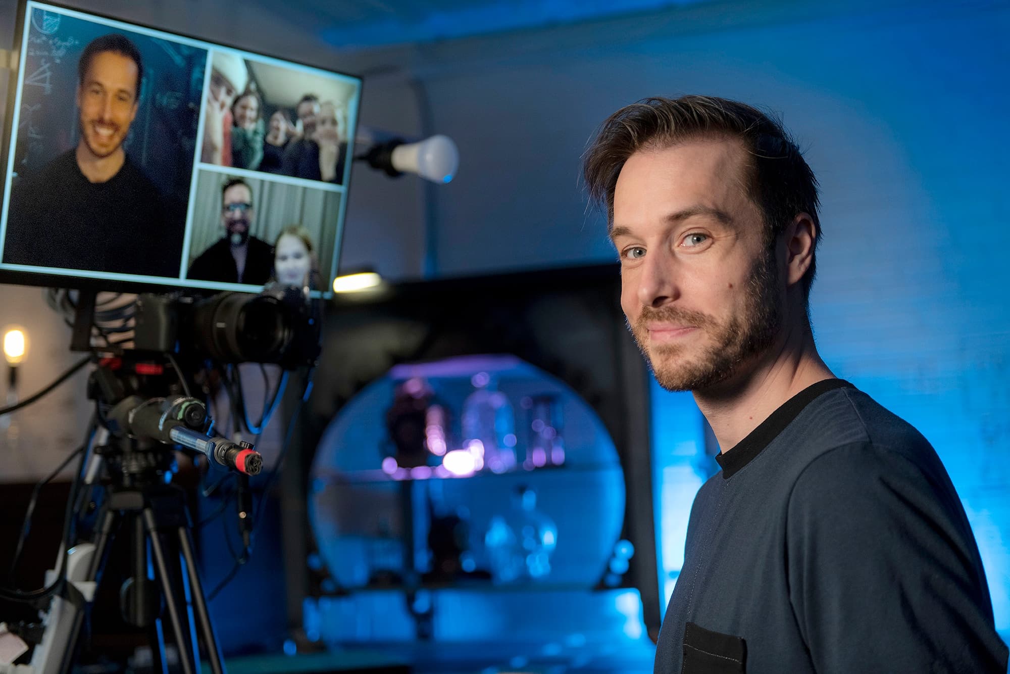 Le magicien Luc Langevin pourra continuer de présenter les représentations en direct de son spectacle <i>Interconnectés</i>.