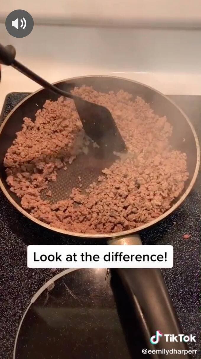 TikTok @eemilydharperr