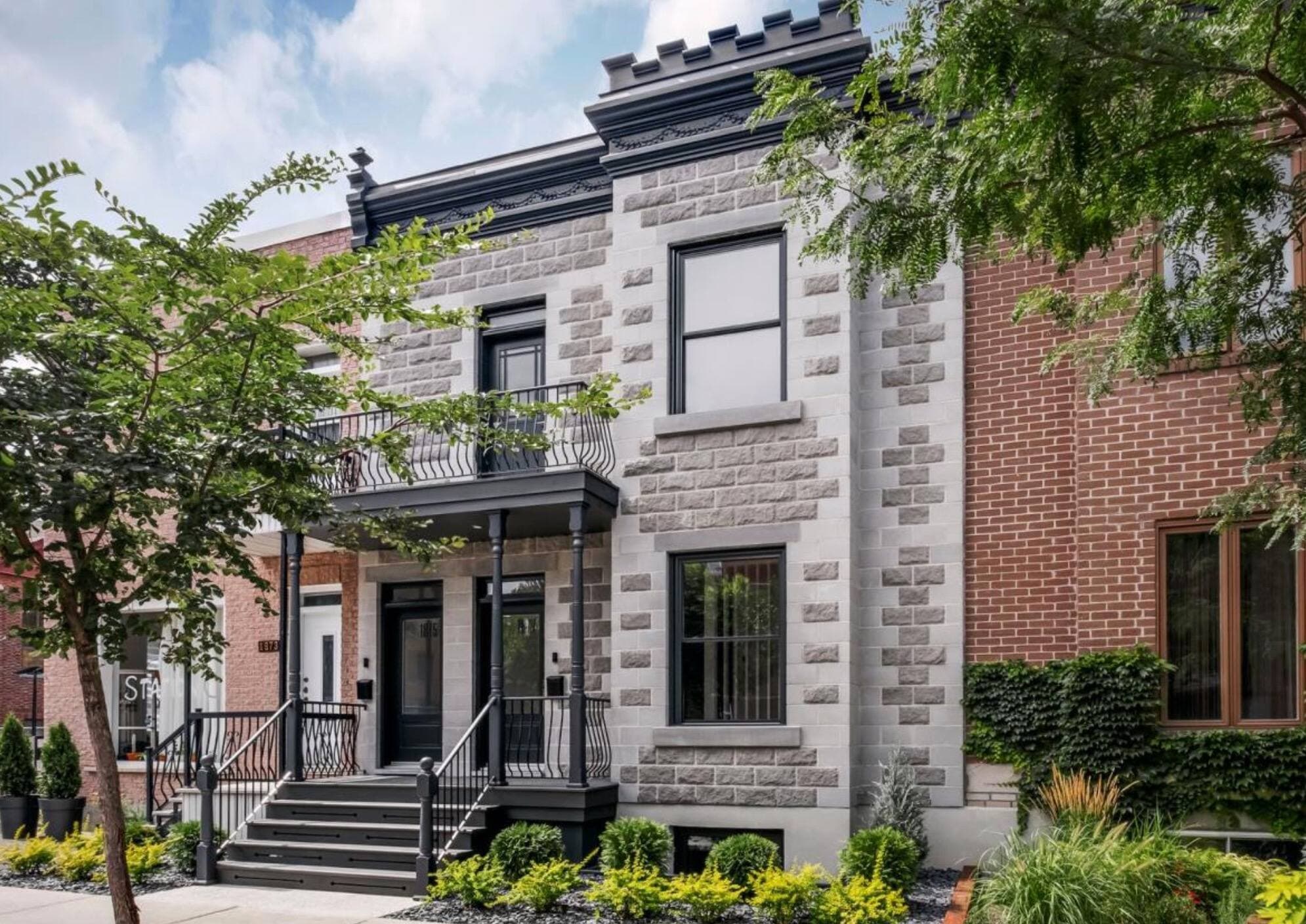 Cara Schwartz, Courtier immobilier