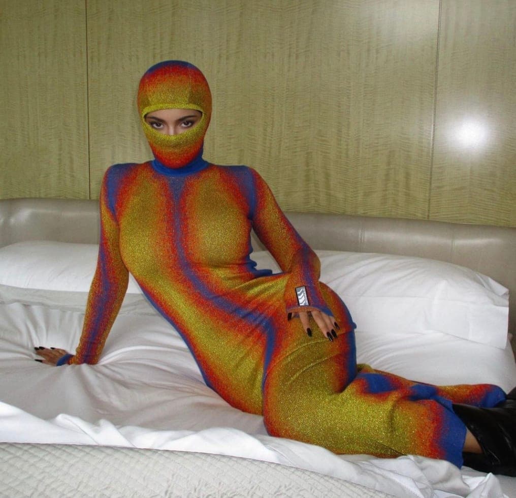 instagram @kyliejenner