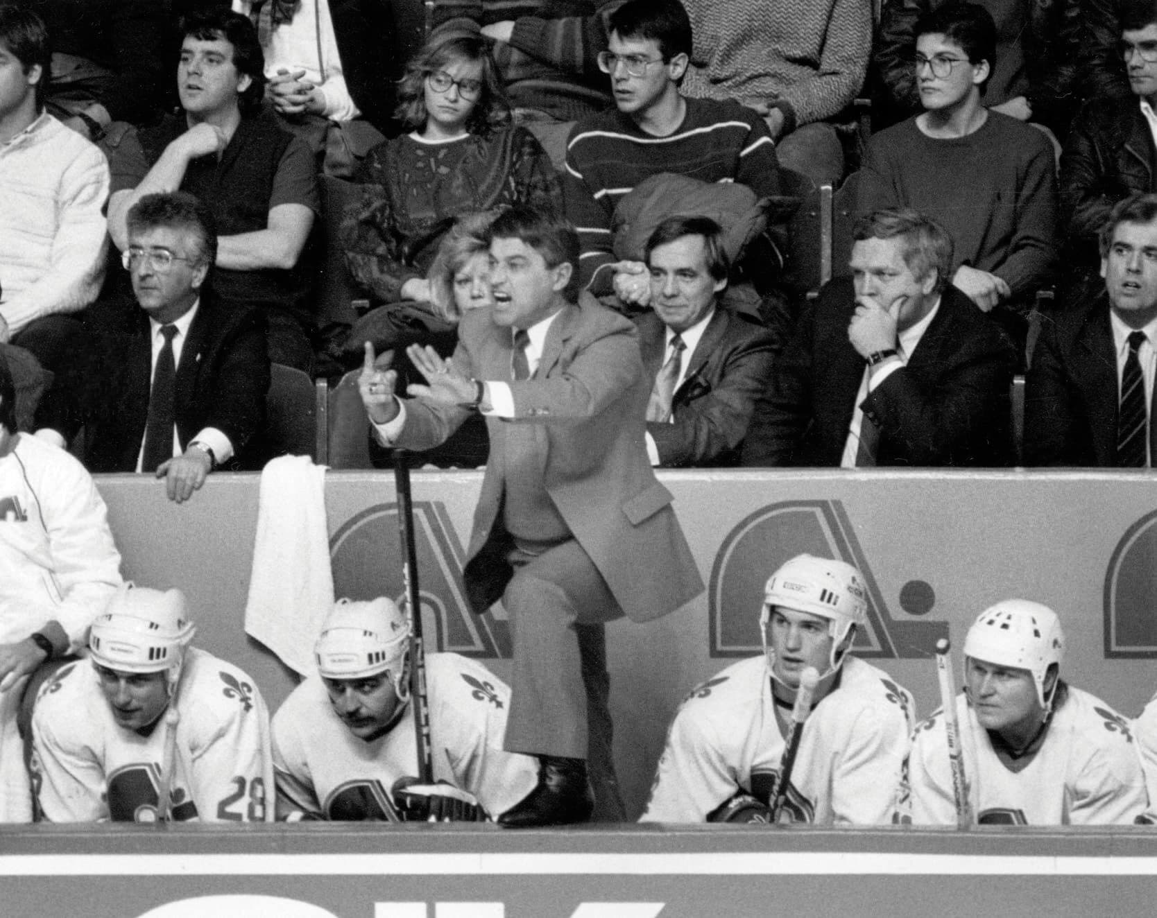 Son caractère bouillant derrière le banc tout comme avec les arbitres lui a vite valu le surnom du Tigre. Son épouse s’est souvent inquiétée que ses emportements aient raison de sa santé.