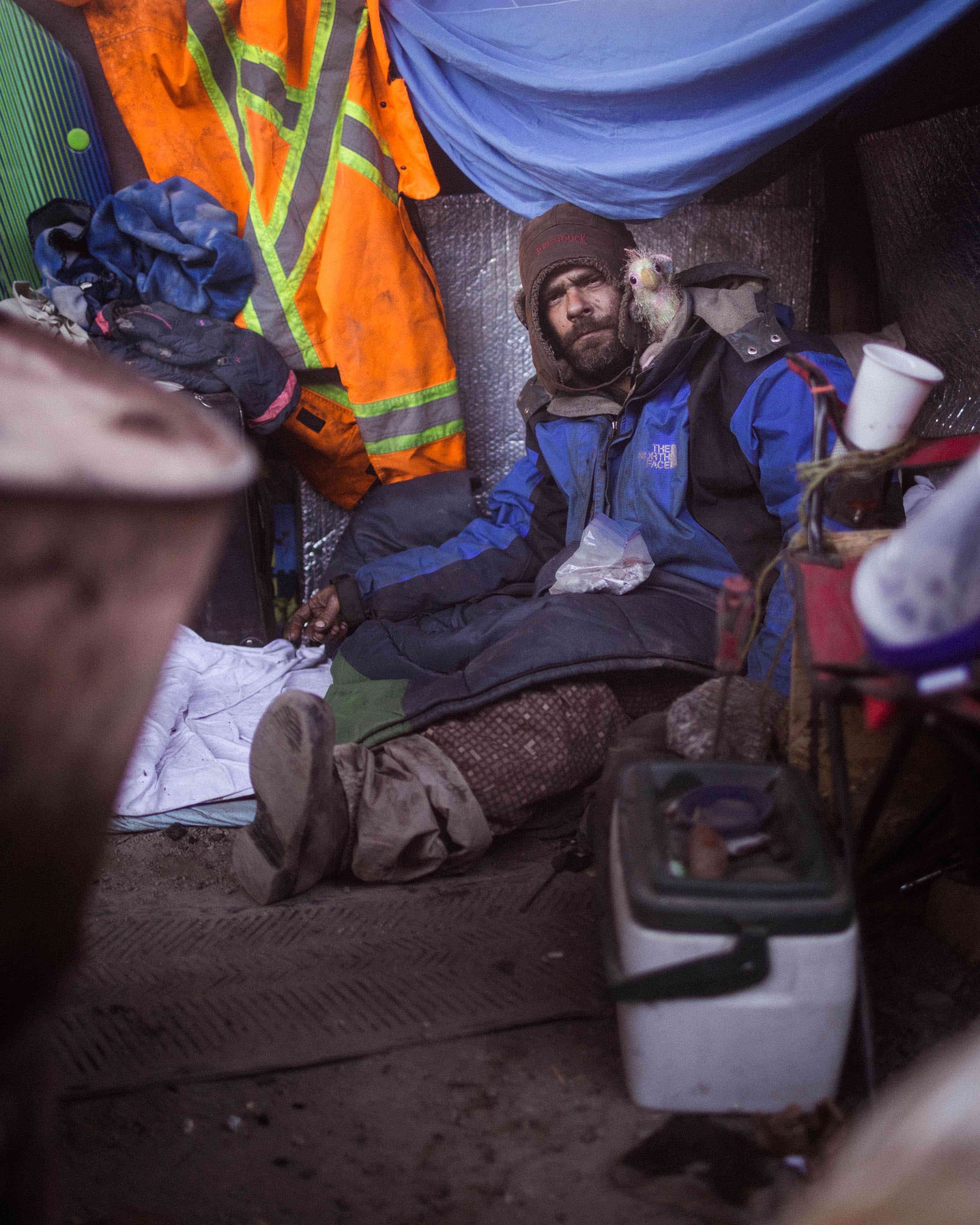 Yoann, qui s'était installé dans le campement sous le pont Joffre.