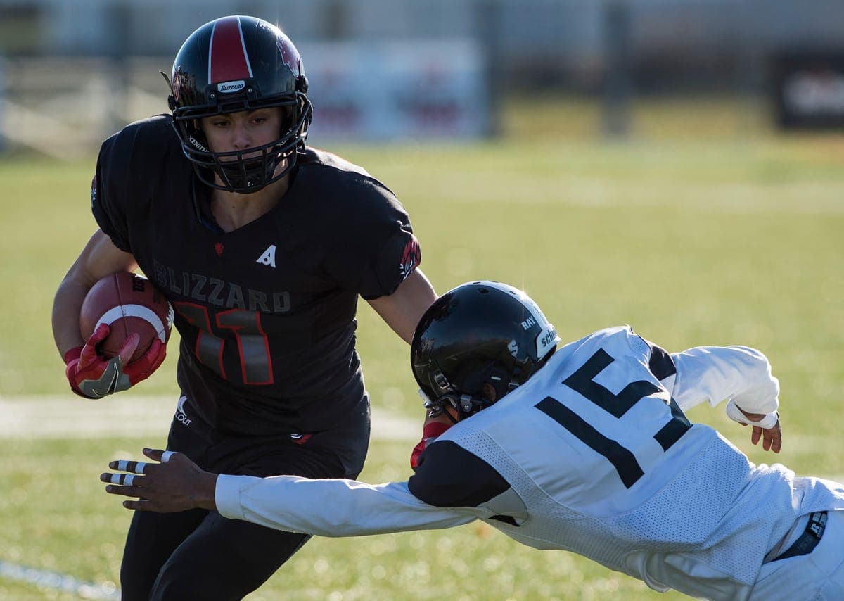 Selon ce que Gustave Roel a compris de l’annonce du gouvernement, un jeune athlète ne pourra pratiquer un sport jugé à haut risque s’il n’a pas reçu deux doses de vaccin contre la COVID-19.