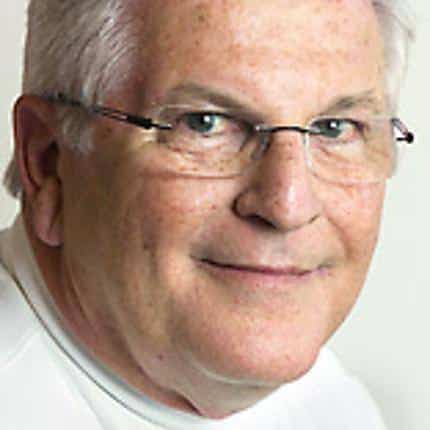 Photo portrait de Yvon Pedneault